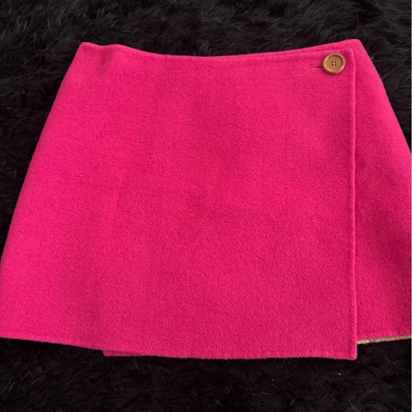 Lilly Pulitzer Reversible Plaid and Pink Mini Wool Skirt - Picture 5 of 7